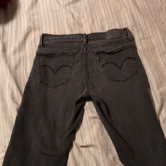 Levi’s - Picture 3 of 5